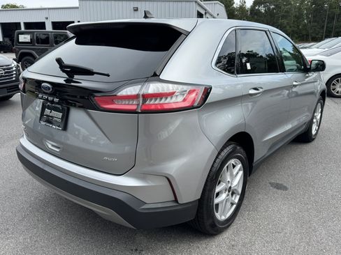 Used 2024 Ford Edge SEL AWD/4WD image 5