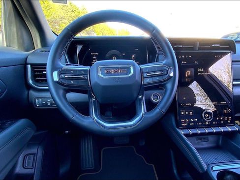 Used 2026 GMC Terrain AT4 w/ Convenience Package III image 5