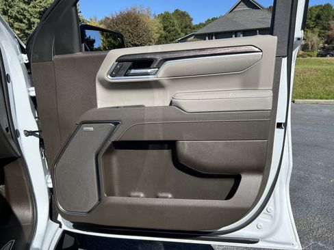 New 2026 Chevrolet Silverado 1500 LTZ w/ Z71 Off-Road Package image 58