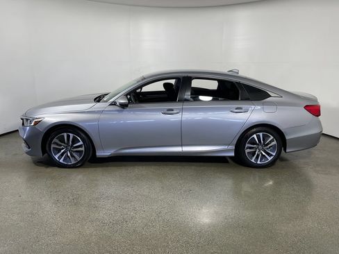 Used 2021 Honda Accord Hybrid image 6