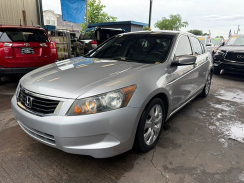 Used 2010 Honda Accord EX-L image 3