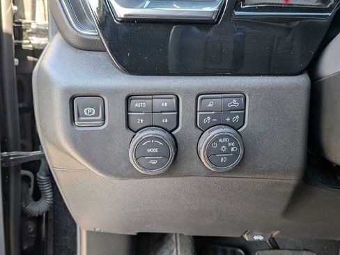 Used 2024 Chevrolet Silverado 1500 LTZ w/ LTZ Premium Package AWD/4WD image 18