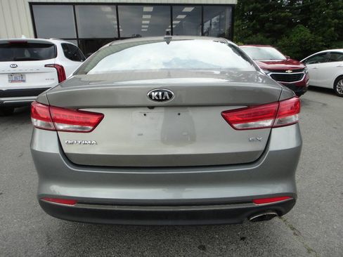 Used 2017 Kia Optima EX FWD image 5