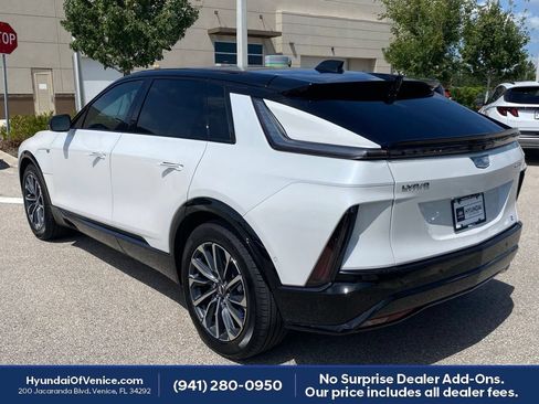 Used 2025 Cadillac Lyriq Sport w/ LPO, Floor Liner Package AWD/4WD image 13