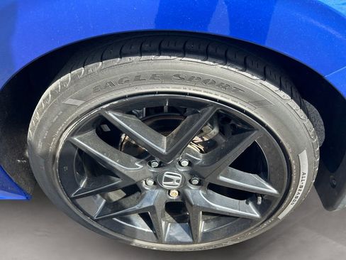 Used 2023 Honda Civic Sport image 14