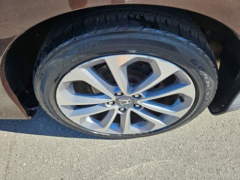 Used 2015 Honda Accord EX-L image 9