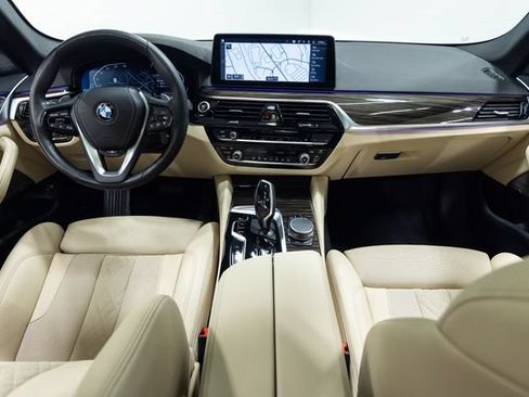 Used 2022 BMW 530i xDrive w/ Premium Package AWD/4WD image 22