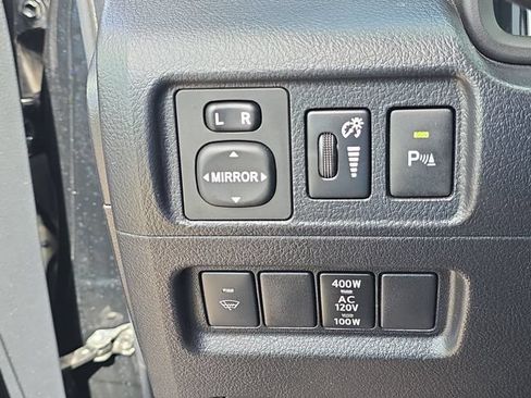 Used 2015 Toyota 4Runner Limited RWD image 26