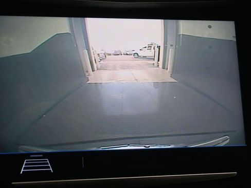 Used 2019 Cadillac XTS Luxury FWD image 11