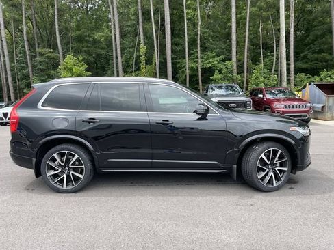 Used 2022 Volvo XC90 T6 Momentum w/ Advanced Package AWD/4WD image 3