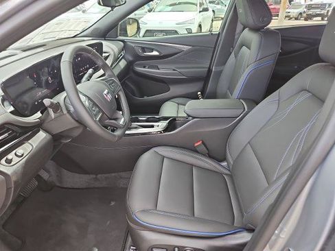New 2026 Buick Envista Sport Touring w/ Convenience I Package FWD image 19