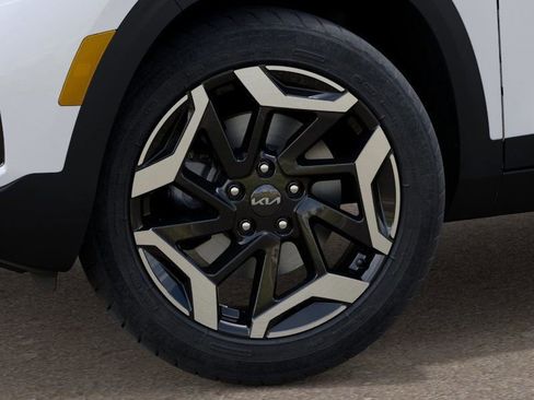New 2026 Kia Seltos SX image 11