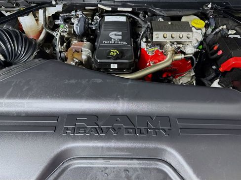 Used 2020 RAM 2500 Laramie AWD/4WD image 37