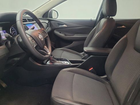 Used 2020 Buick Encore GX Select image 17