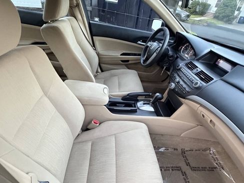Used 2012 Honda Accord LX image 3