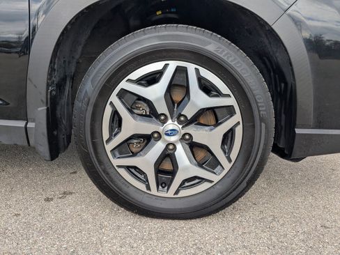 Used 2021 Subaru Forester Premium image 13