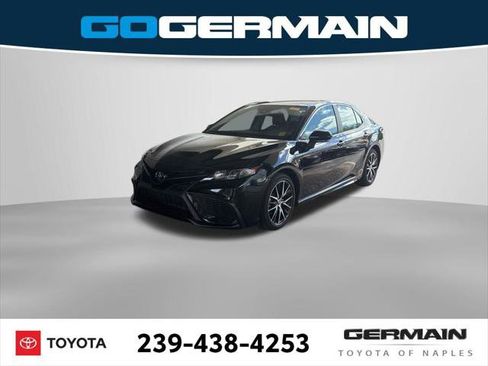 Certified 2024 Toyota Camry SE image 1