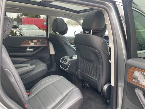 Used 2026 Mercedes-Benz GLS 450 4MATIC image 29