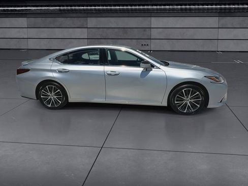 Certified 2022 Lexus ES 350 w/ Premium Package FWD image 9