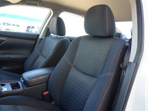 Used 2018 Nissan Altima 2.5 S w/ S Convenience Package image 16