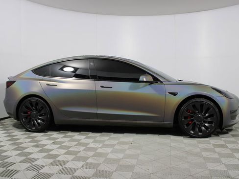 Used 2021 Tesla Model 3 Performance image 32