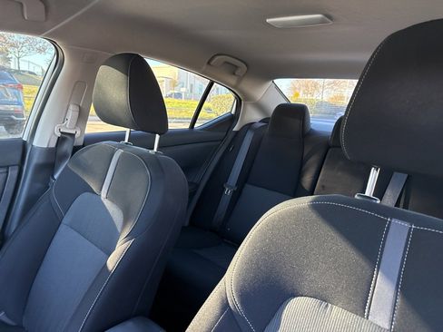 Used 2021 Nissan Sentra SV image 8