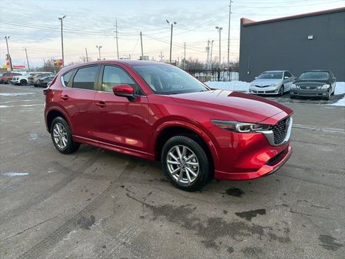 New 2025 MAZDA CX-5 AWD 2.5 S w/ Preferred Package image 2