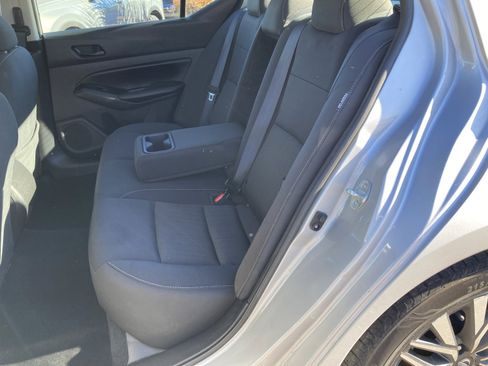 Used 2023 Nissan Altima 2.5 SV image 32