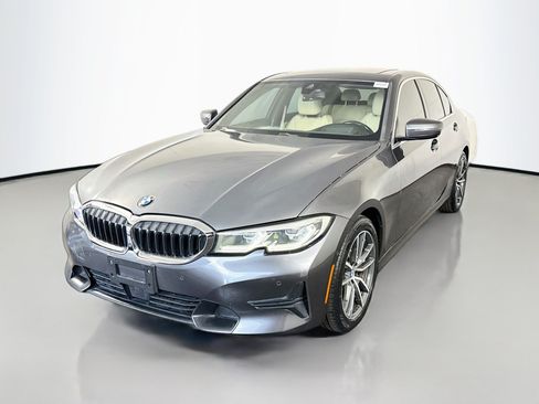 Used 2019 BMW 330i Sedan w/ Premium Package RWD image 4