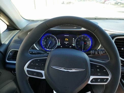 New 2026 Chrysler Pacifica Select image 25