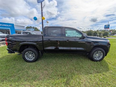 New 2026 Chevrolet Colorado LT w/ LT Convenience Package image 3
