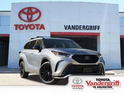 New 2025 Toyota Highlander XSE