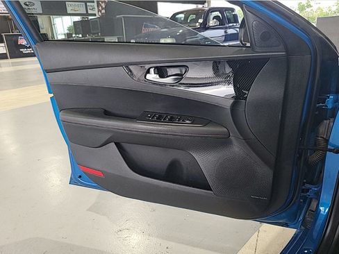 Used 2023 Kia Forte GT w/ GT2 Package FWD image 11