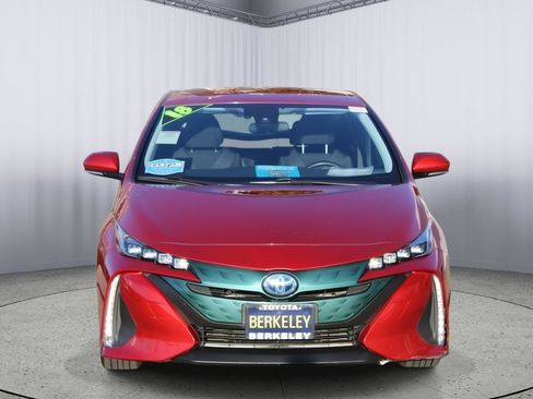 Used 2018 Toyota Prius Prime Plus image 3