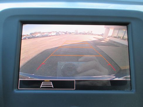 Used 2023 Chevrolet Equinox LT image 20