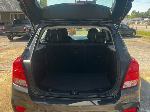 Used 2019 Chevrolet Trax LS image 13