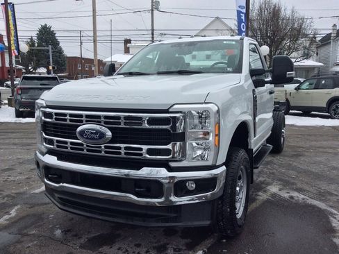 Used 2024 Ford F350 XL w/ Snow Plow Prep Package image 6