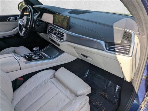 Used 2021 BMW X5 sDrive40i w/ M Sport Package image 21