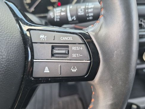 Used 2024 Honda HR-V Sport image 12