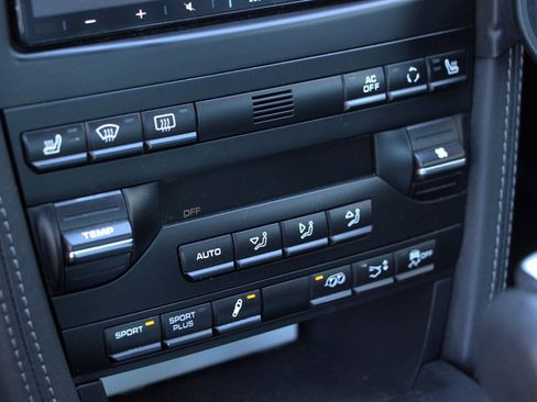 Used 2012 Porsche 911 Carrera GTS image 27