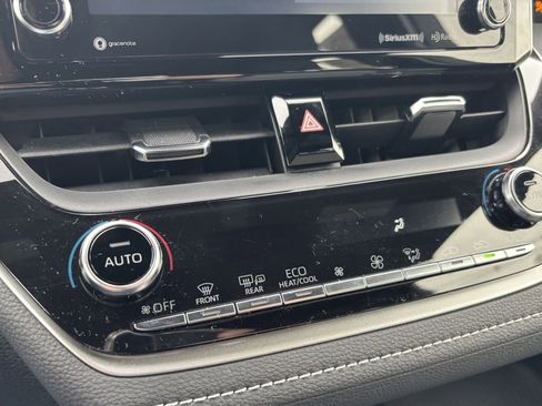 Used 2022 Toyota Corolla XSE image 28