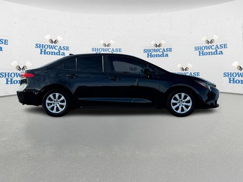 Used 2024 Toyota Corolla LE image 9