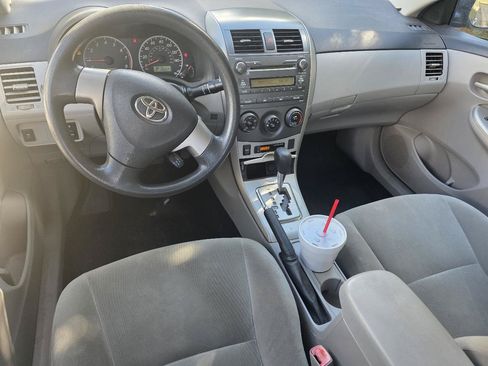 Used 2011 Toyota Corolla LE FWD image 10