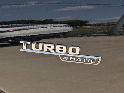 Certified 2025 Mercedes-Benz GLB 35 AMG 4MATIC image 9