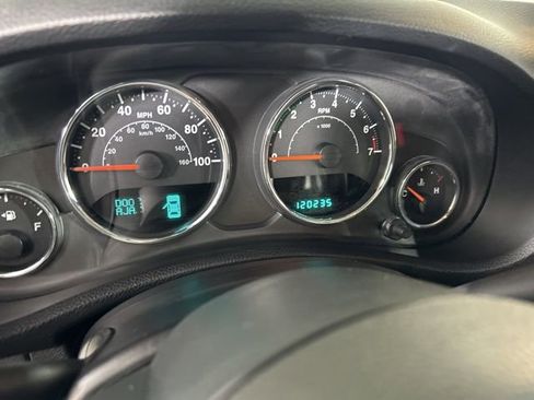 Used 2013 Jeep Wrangler Sport AWD/4WD image 11