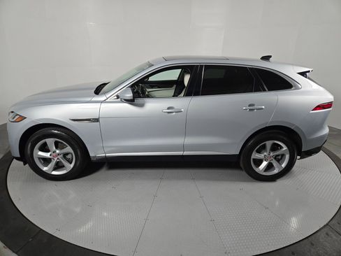 Used 2023 Jaguar F-PACE S image 33