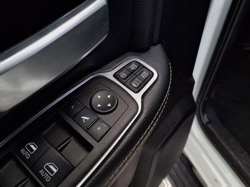 Used 2024 RAM 2500 Big Horn w/ Bed Utility Group image 25