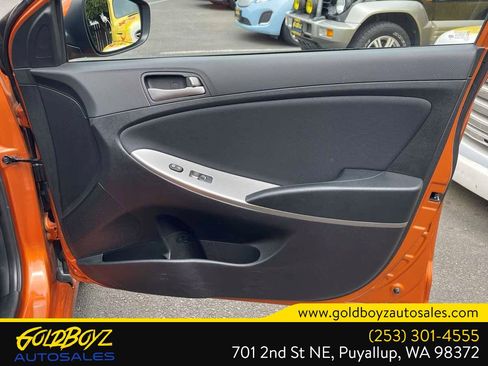 Used 2016 Hyundai Accent SE FWD image 30