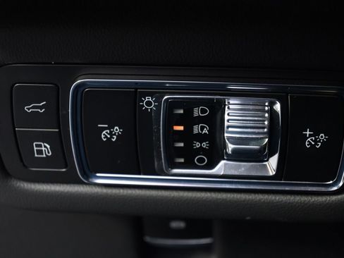 Used 2024 Lincoln Nautilus Reserve w/ Equipment Group 202A AWD/4WD image 23