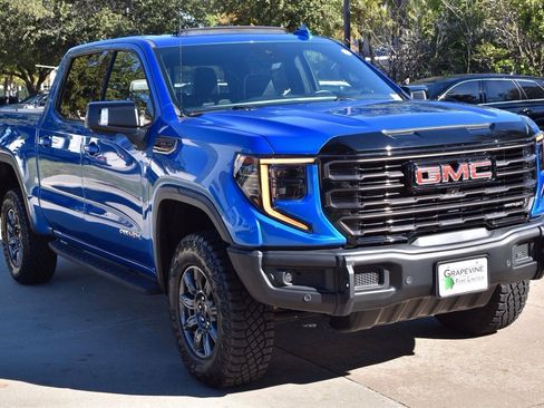 Used 2024 GMC Sierra 1500 AT4X image 4